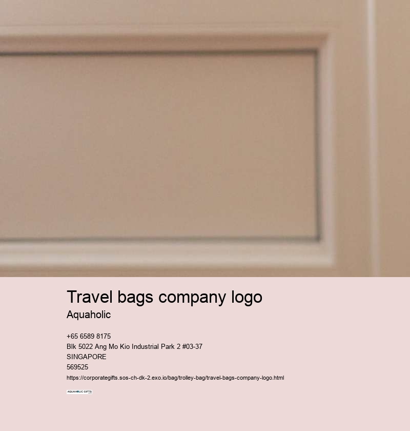 travel bags company logo